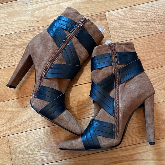 ALDO Suede Boots - Picture 5 of 8